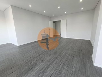 idced44201-0000-0500-0000-000016f38912