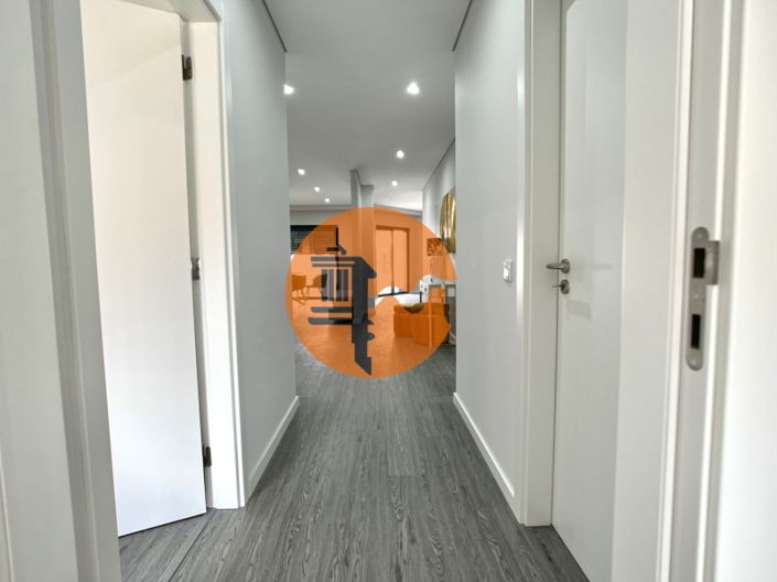 Image No.13-3 Bed Apartment for sale