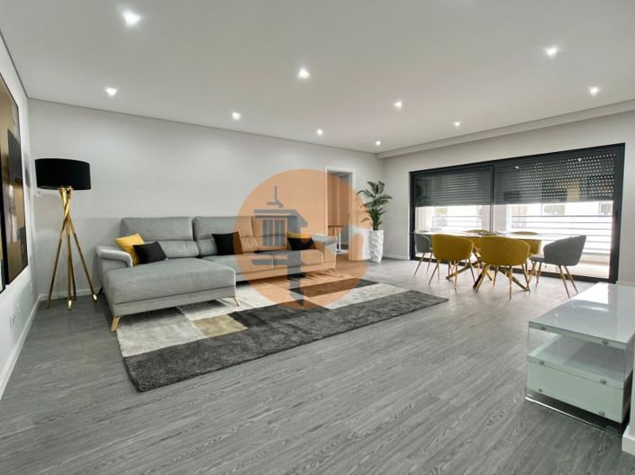 Image No.3-3 Bed Apartment for sale