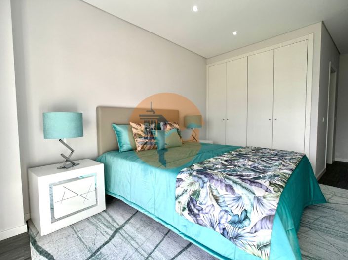 Image No.15-3 Bed Apartment for sale