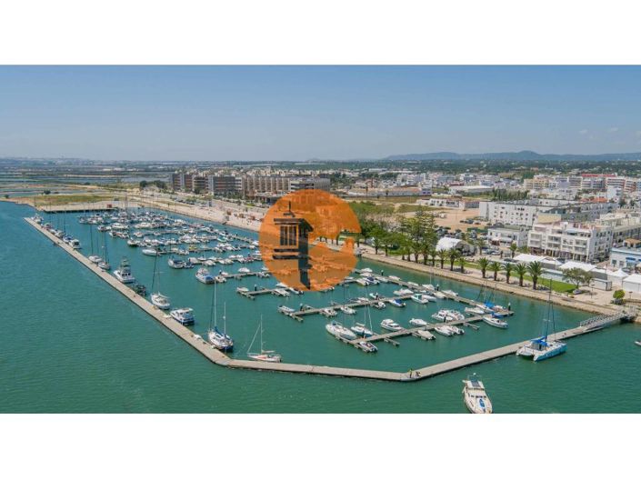 Image No.28-3 Bed Apartment for sale