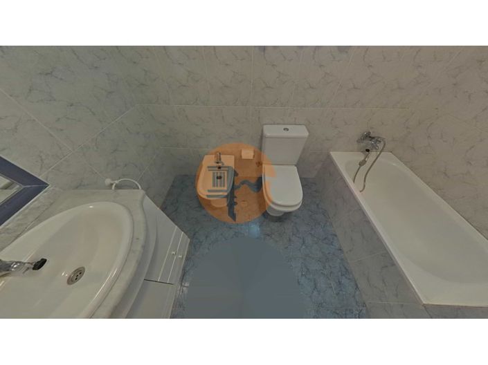 Image No.100-4 Bed Farmhouse for sale