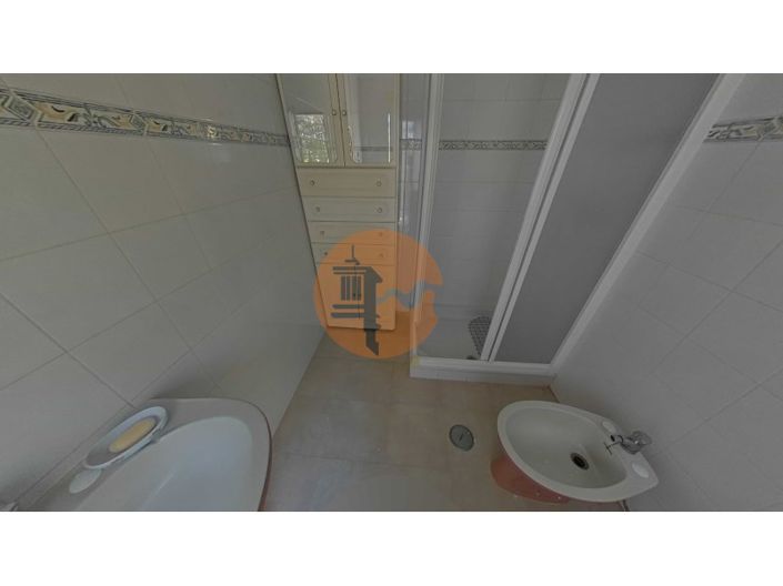 Image No.101-4 Bed Farmhouse for sale