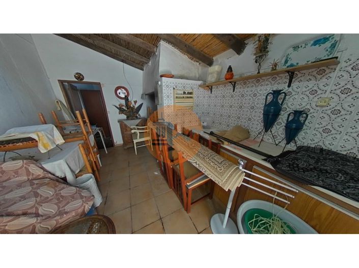 Image No.106-4 Bed Farmhouse for sale