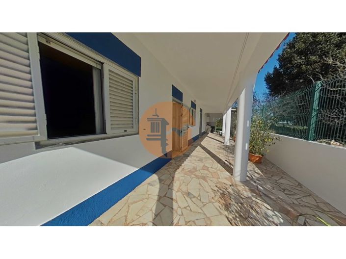 Image No.120-4 Bed Farmhouse for sale