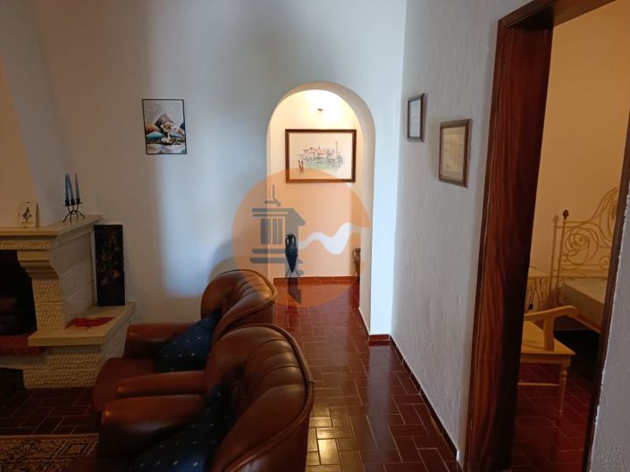 Image No.131-4 Bed Farmhouse for sale