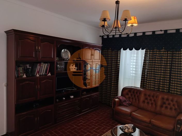 Image No.133-4 Bed Farmhouse for sale