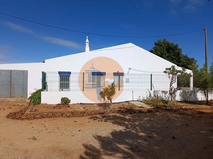 Image No.136-4 Bed Farmhouse for sale