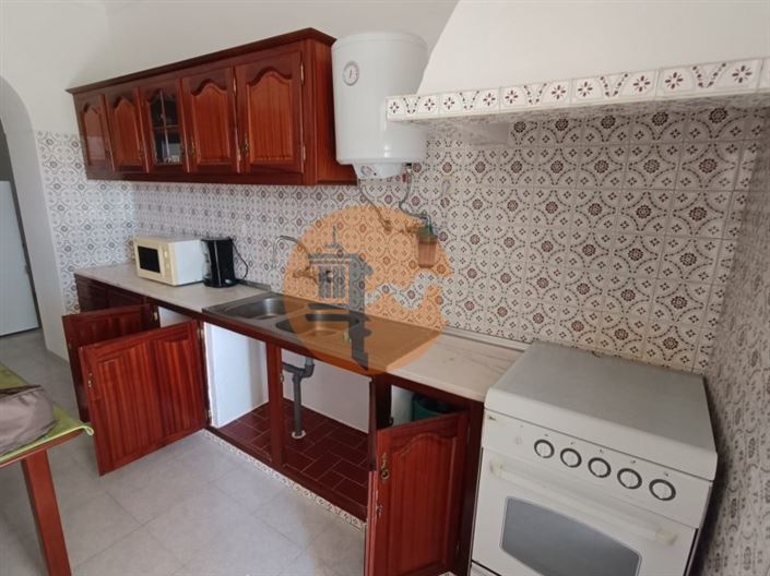 Image No.17-4 Bed Farmhouse for sale