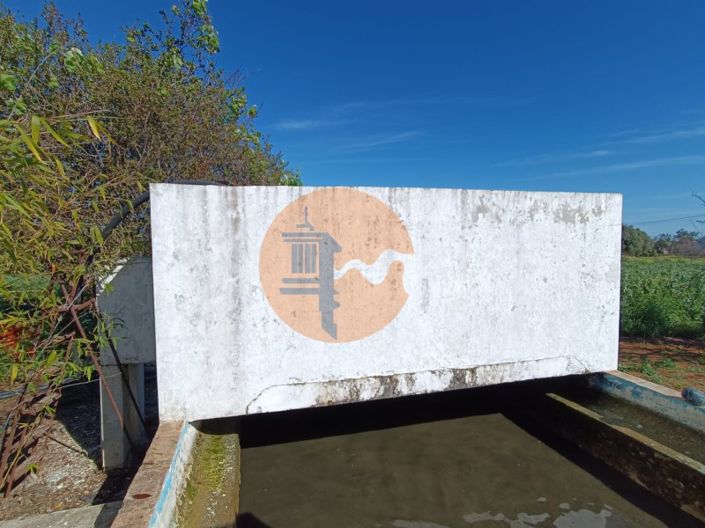 Image No.65-4 Bed Farmhouse for sale