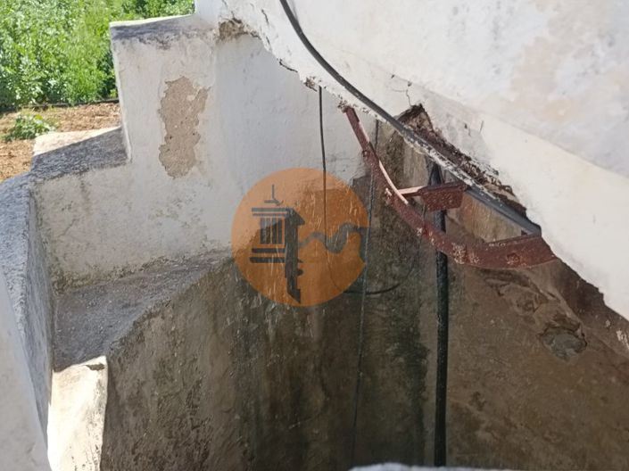 Image No.67-4 Bed Farmhouse for sale