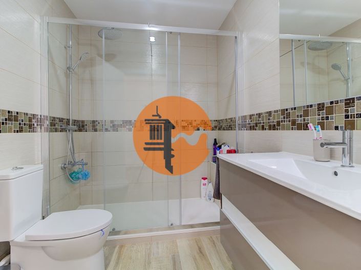 Image No.24-2 Bed House for sale