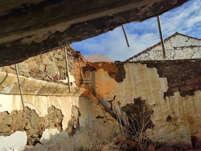 Image No.19-2 Bed House for sale