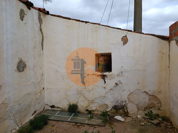 Image No.21-3 Bed House for sale