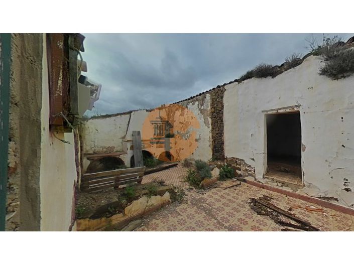 Image No.44-3 Bed House for sale