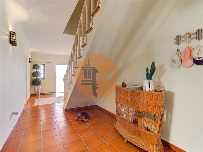 Image No.19-3 Bed House for sale