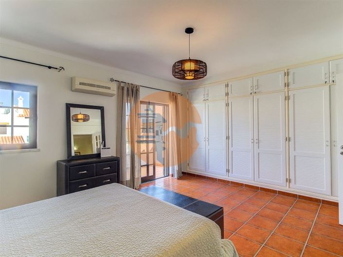 Image No.22-3 Bed House for sale