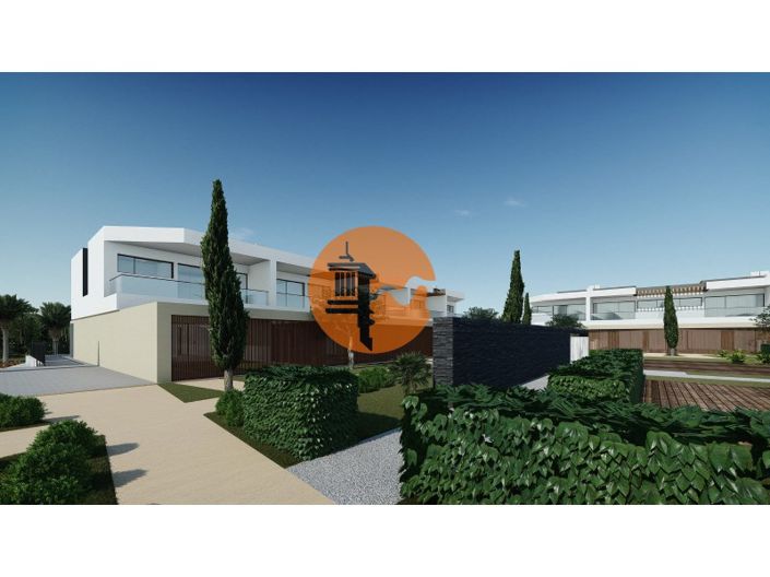 Image No.13-2 Bed House for sale