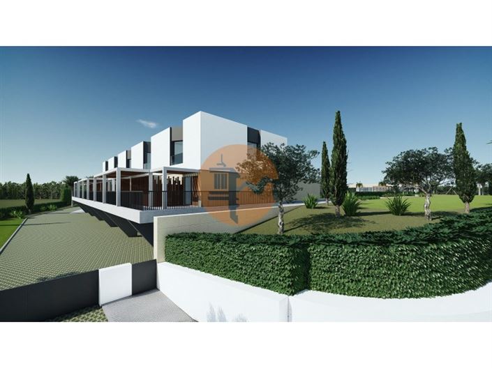 Image No.13-3 Bed House for sale