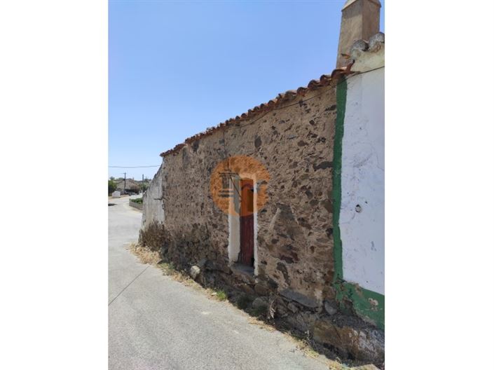 Image No.12-2 Bed House for sale