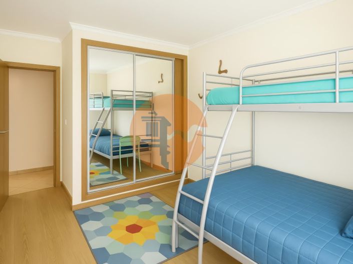 Image No.17-3 Bed Apartment for sale