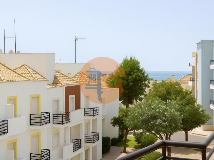 Image No.18-3 Bed Apartment for sale