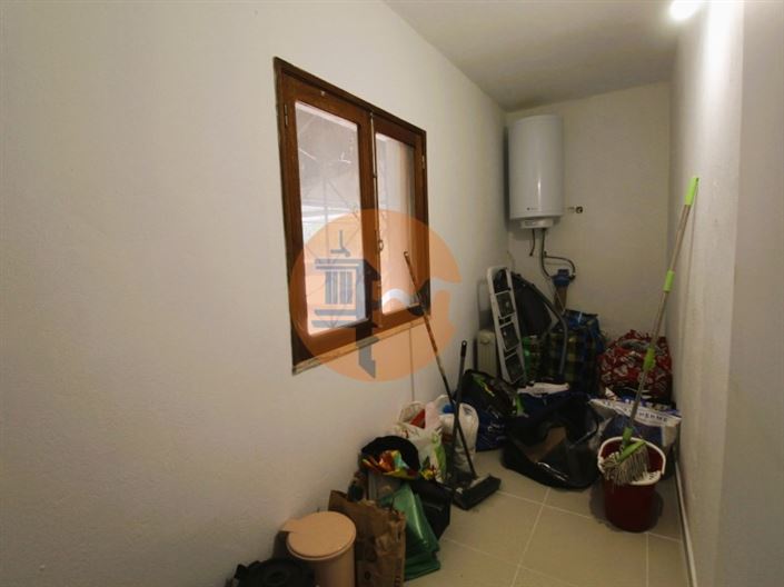 Image No.12-3 Bed House for sale