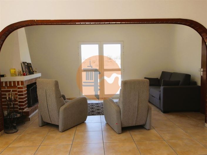 Image No.16-3 Bed House for sale