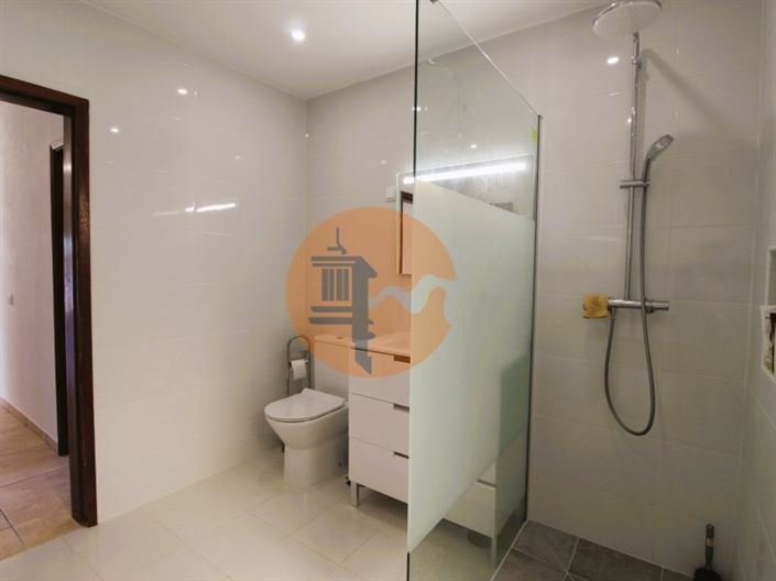 Image No.23-3 Bed House for sale