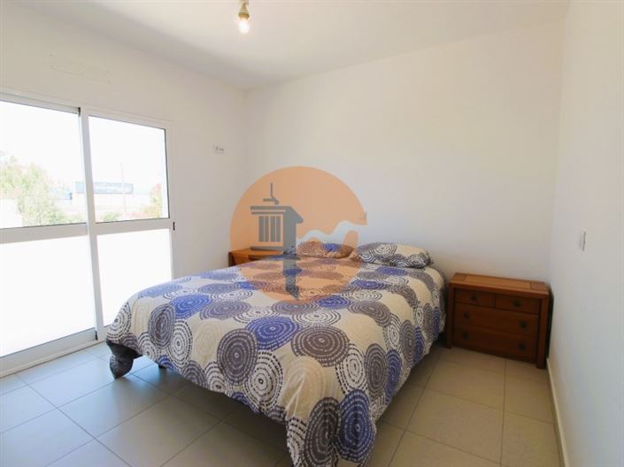 Image No.25-3 Bed House for sale