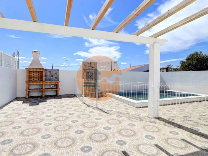 Image No.3-3 Bed House for sale