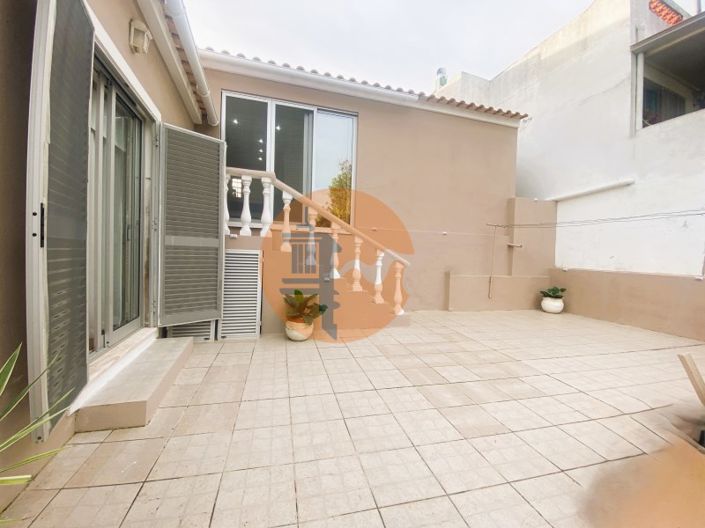 Image No.33-3 Bed House for sale