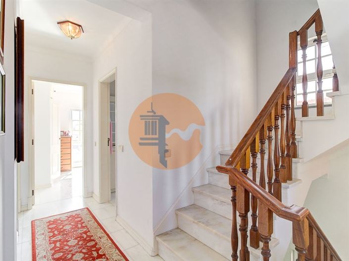 Image No.30-4 Bed House for sale