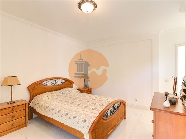 Image No.36-4 Bed House for sale