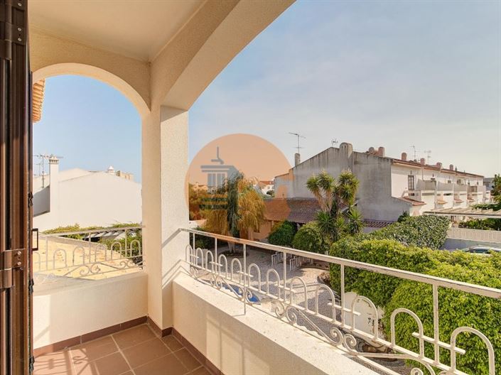 Image No.39-4 Bed House for sale