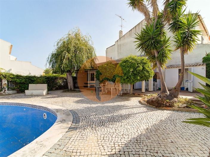 Image No.10-4 Bed House for sale