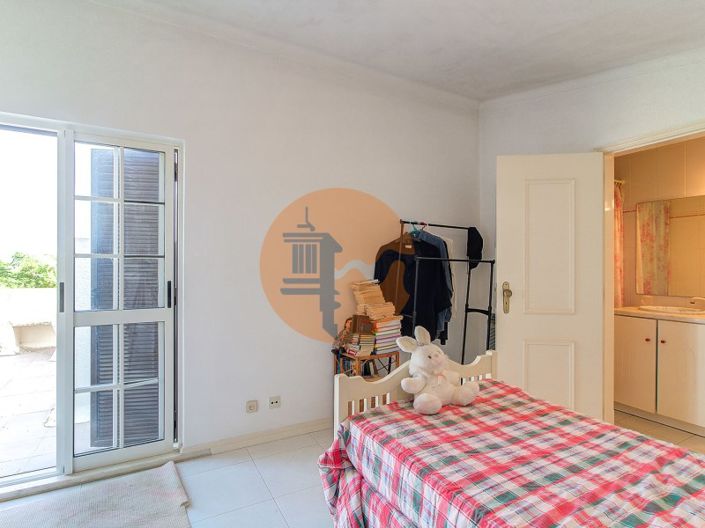 Image No.43-4 Bed House for sale