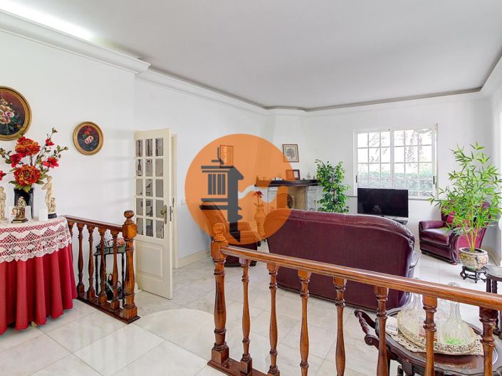 Image No.5-4 Bed House for sale