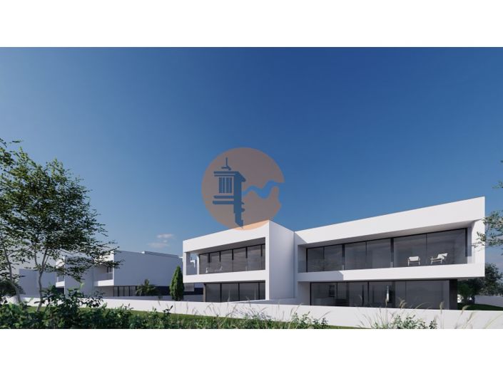 Image No.5-4 Bed House for sale