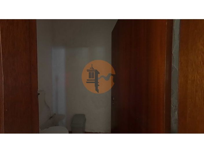 Image No.46-5 Bed House for sale