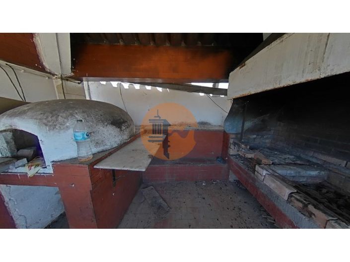 Image No.52-5 Bed House for sale