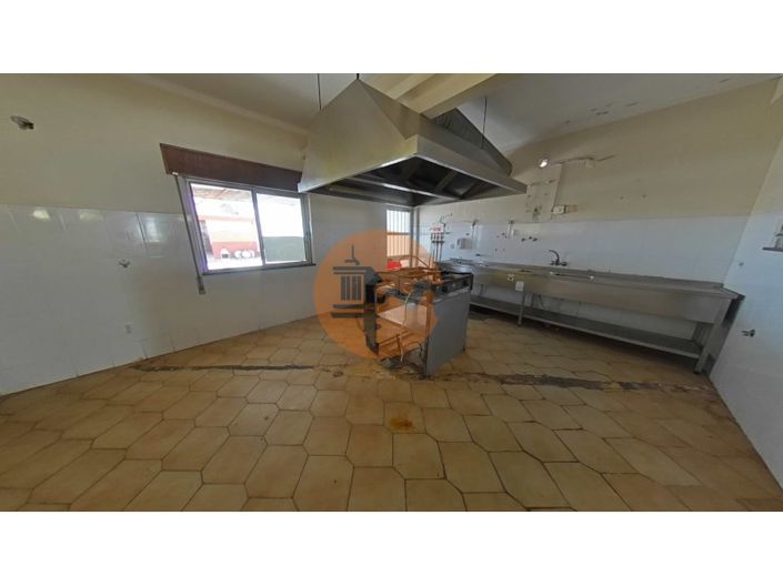 Image No.57-5 Bed House for sale