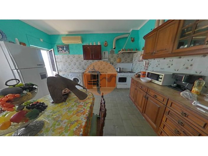 Image No.73-5 Bed House for sale