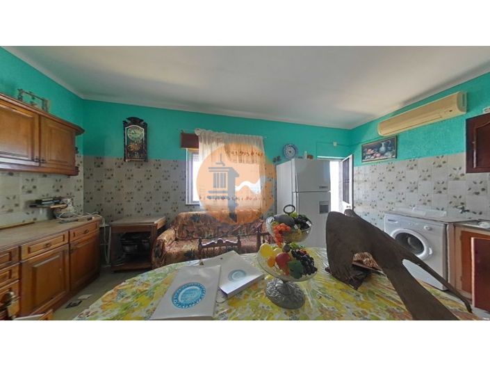 Image No.74-5 Bed House for sale