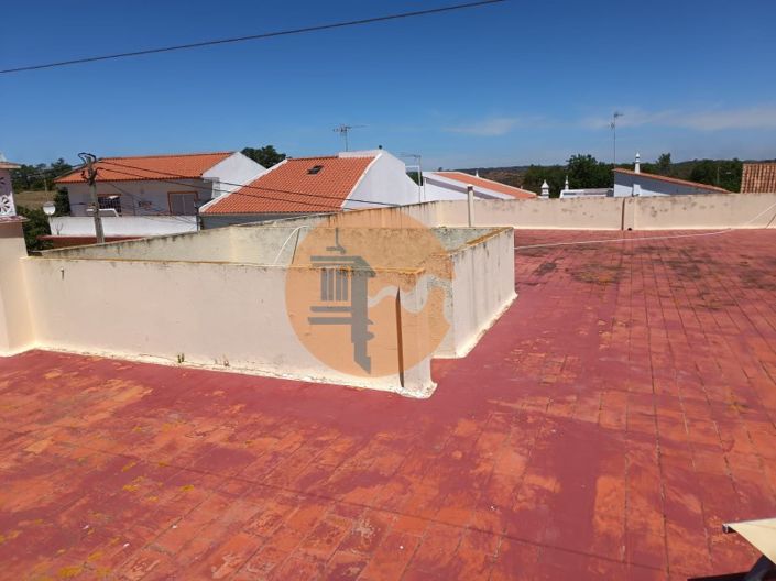 Image No.9-5 Bed House for sale