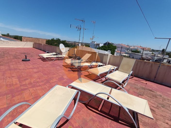 Image No.7-5 Bed Property for sale