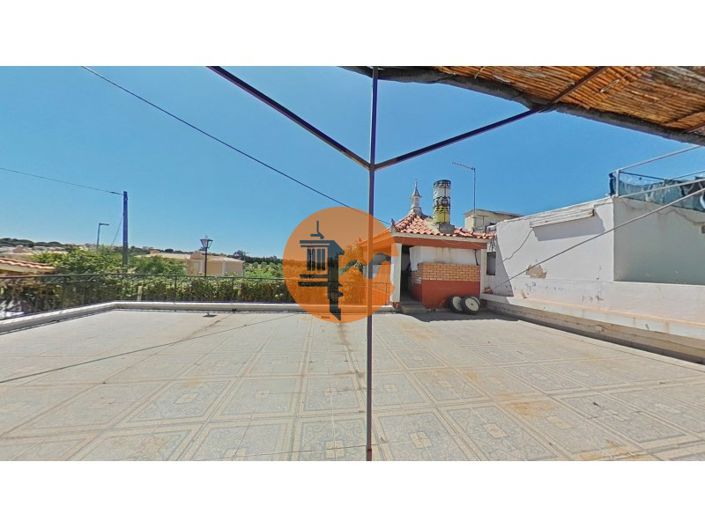 Image No.62-5 Bed Restaurant for sale