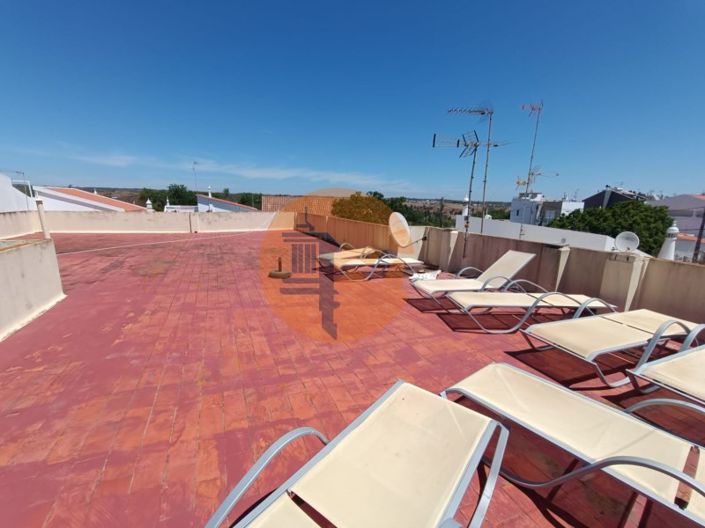 Image No.9-5 Bed Restaurant for sale