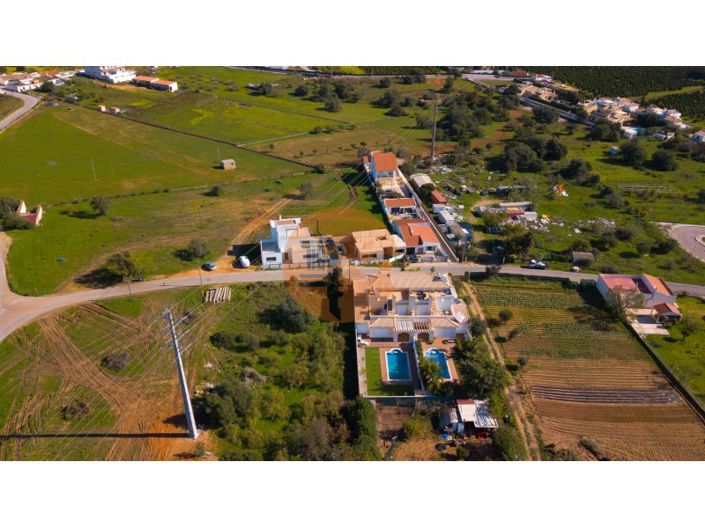 Image No.6-3 Bed House for sale