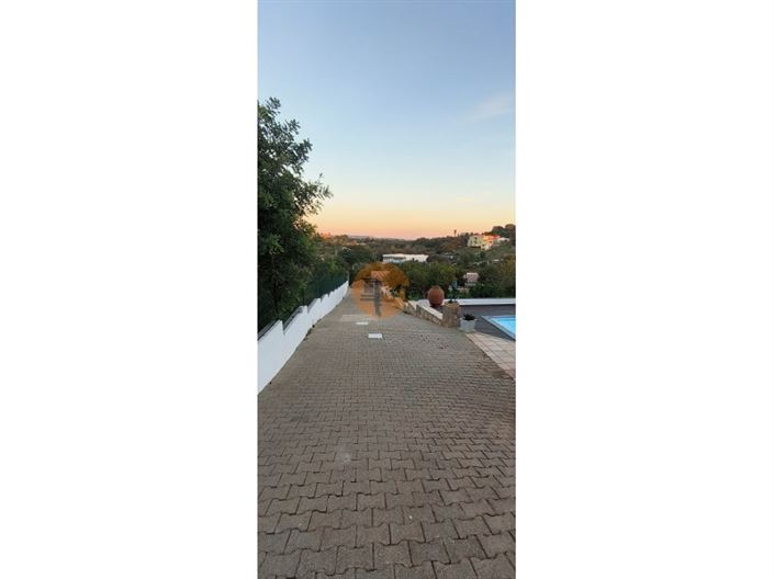 Image No.49-5 Bed House for sale